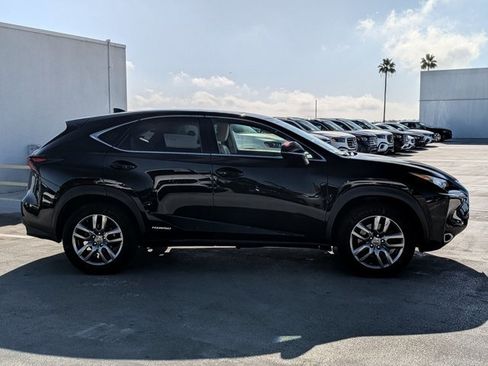 Used 2015 Lexus NX 300h FWD w/ Premium Package image 4