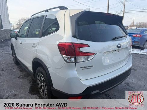 Used 2020 Subaru Forester Premium image 5