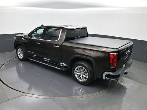 Used 2019 GMC Sierra 1500 SLT w/ SLT Premium Package image 19
