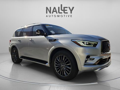 Used 2023 INFINITI QX80 Premium Select w/ All-Season Package image 7