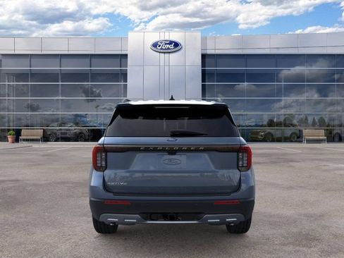 New 2026 Ford Explorer Active w/ Active Comfort Package RWD image 9