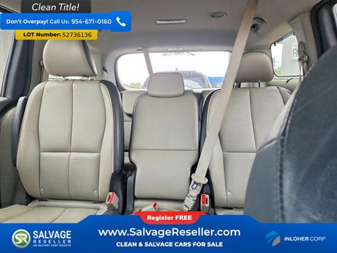 Used 2018 Kia Sedona LX w/ LX Essentials Premium Package FWD image 13