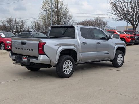 Used 2025 Toyota Tacoma SR5 image 6