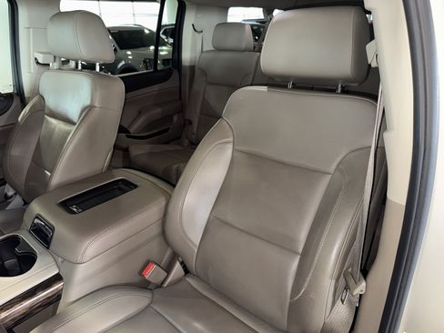 Used 2015 GMC Yukon XL SLT AWD/4WD image 34
