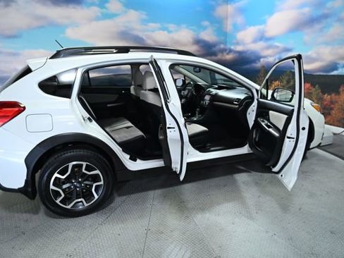 Used 2016 Subaru Crosstrek 2.0i Premium w/ Moonroof Package image 44