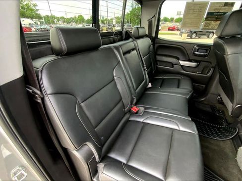 Used 2018 Chevrolet Silverado 1500 LT w/ Texas Edition RWD image 19