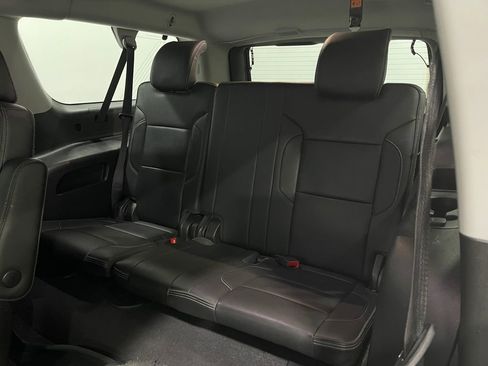 Used 2019 GMC Yukon XL Denali w/ Open Road Package image 30