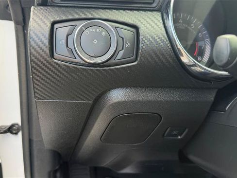 Used 2016 Ford Mustang Coupe RWD image 20
