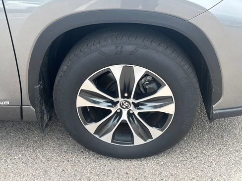 Used 2026 Toyota Highlander XLE AWD/4WD image 43