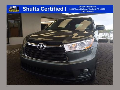 Used 2015 Toyota Highlander XLE AWD/4WD image 1