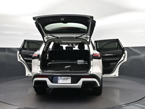 Used 2023 INFINITI QX60 Luxe w/ Performance Audio Package FWD image 51