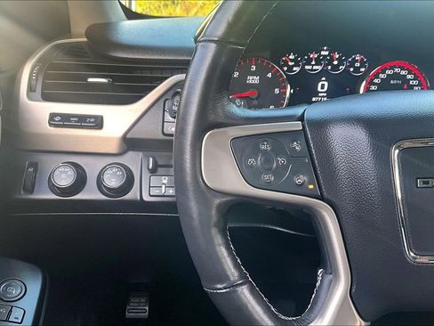 Used 2016 GMC Yukon Denali w/ Open Road Package image 25