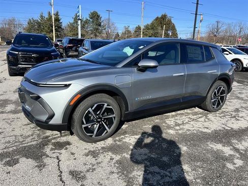 New 2026 Chevrolet Equinox EV LT image 1