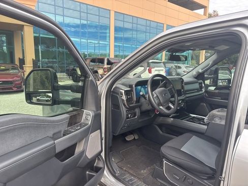 Used 2024 Ford F250 Lariat w/ Lariat Ultimate Package image 13