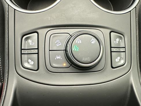 Certified 2024 GMC Terrain SLT AWD/4WD image 18
