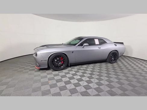 Used 2016 Dodge Challenger SRT Hellcat RWD image 47