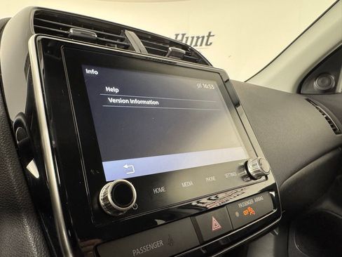 Used 2024 Mitsubishi Outlander Sport Ralliart AWD/4WD image 32