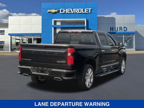 Certified 2022 Chevrolet Silverado 1500 High Country w/ High Country Premium Package AWD/4WD image 4
