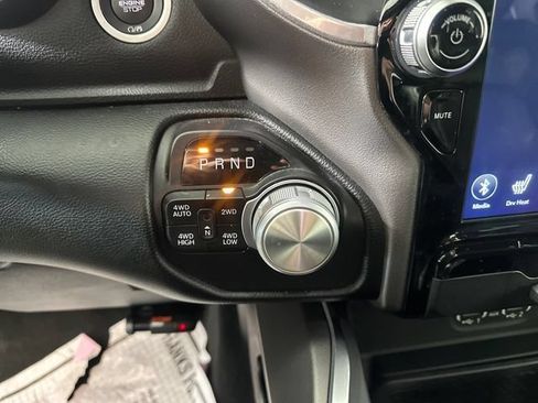 Used 2020 RAM 1500 Laramie w/ Sport Appearance Package AWD/4WD image 20