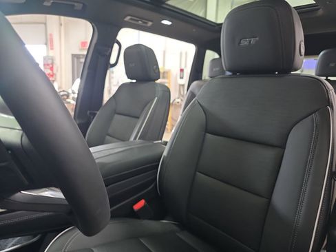 New 2026 Buick Enclave Sport Touring w/ Power Package image 16