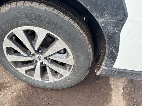 Certified 2025 Subaru Outback image 10