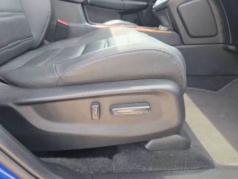 Used 2021 Honda CR-V Touring image 54