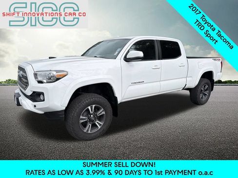 Used 2017 Toyota Tacoma TRD Sport AWD/4WD image 1