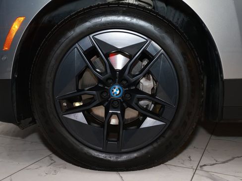Used 2024 BMW iX xDrive50 w/ Premium Package image 43