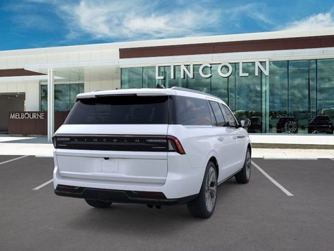 New 2026 Lincoln Navigator L Black Label AWD/4WD image 8