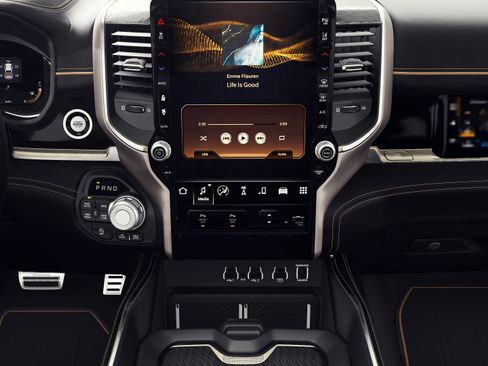New 2027 RAM 1500 Tungsten AWD/4WD image 17