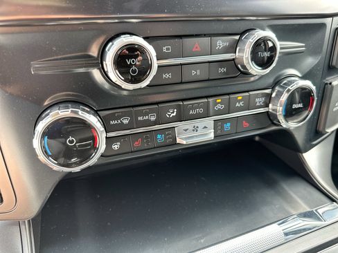 Used 2026 Ford F150 Lariat AWD/4WD image 19
