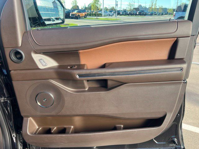 Used 2024 Ford Expedition Max King Ranch AWD/4WD image 10