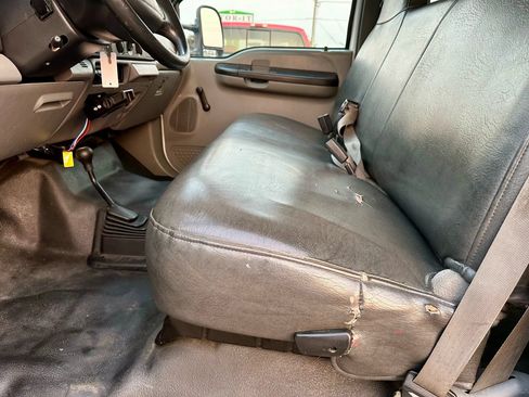 Used 2006 Ford F450 4x4 SuperCab Super Duty image 11