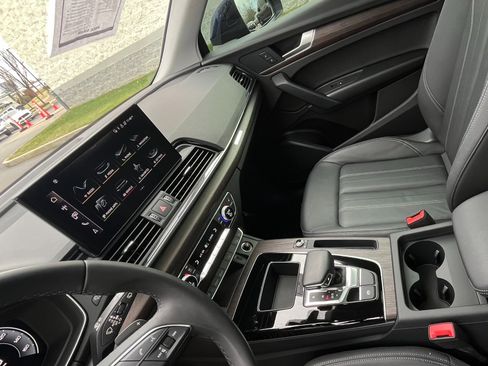 Used 2025 Audi Q5 2.0T Premium image 15