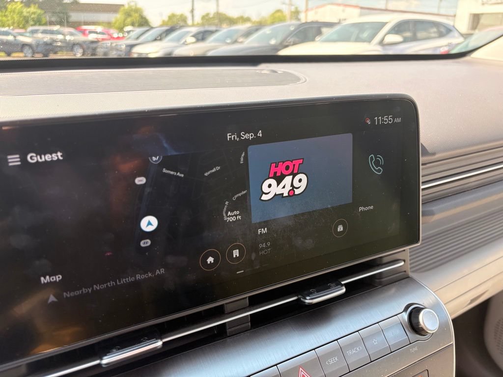 Used 2025 Hyundai Kona Limited AWD/4WD image 16