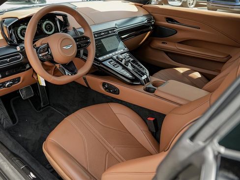 New 2025 Aston Martin V8 Vantage Coupe image 17