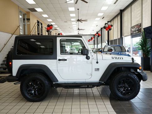 Used 2017 Jeep Wrangler Sport AWD/4WD image 16