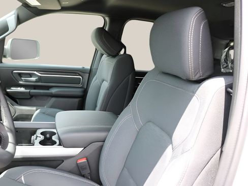 New 2026 RAM 1500 Lone Star w/ Night Edition AWD/4WD image 11