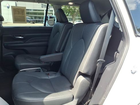 Used 2024 Toyota Grand Highlander FWD image 21