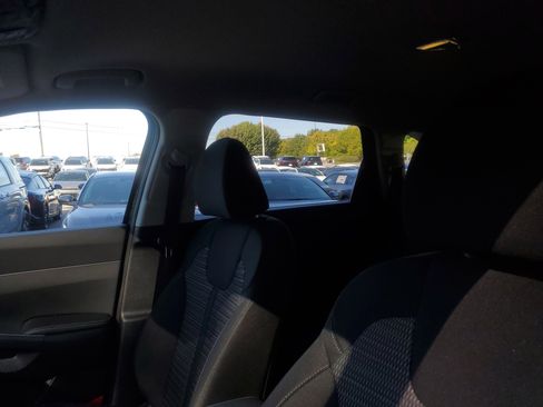 New 2026 Kia Sorento LX image 16