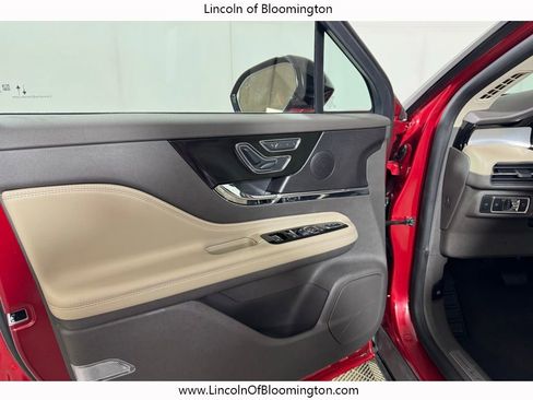 Used 2024 Lincoln Corsair AWD w/ Equipment Group 101A image 19