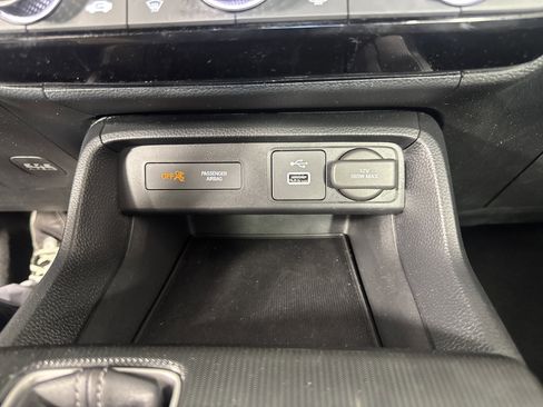 Certified 2024 Honda Civic LX image 31