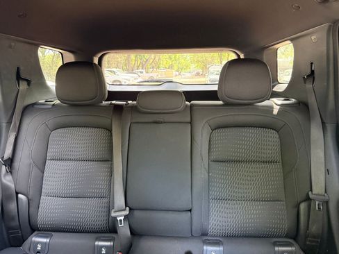 Used 2025 Chevrolet Equinox LT FWD image 36