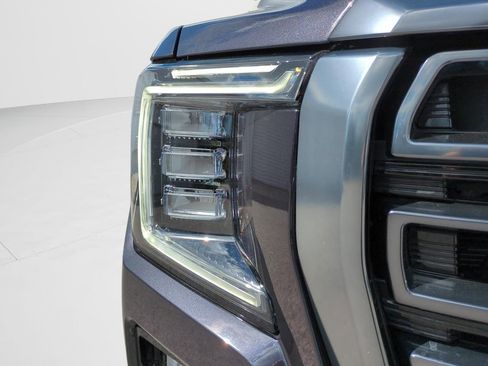 Used 2024 GMC Yukon AT4 w/ Max Trailering Package image 9