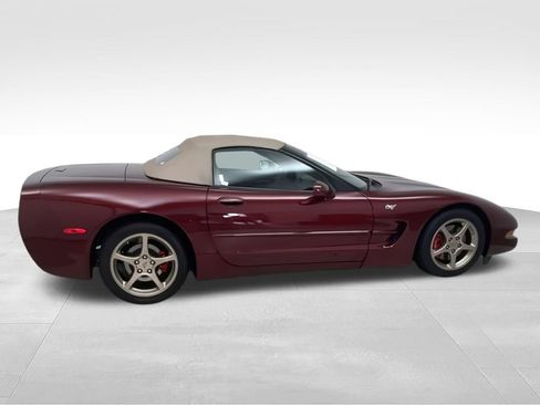 Used 2003 Chevrolet Corvette Convertible w/ Preferred Equipment Group1 RWD image 9