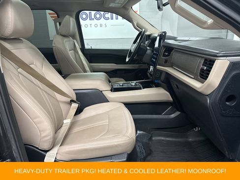 Used 2023 Ford Expedition Max Limited AWD/4WD image 19