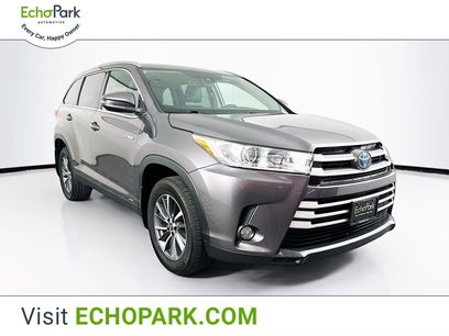 Used 2019 Toyota Highlander XLE