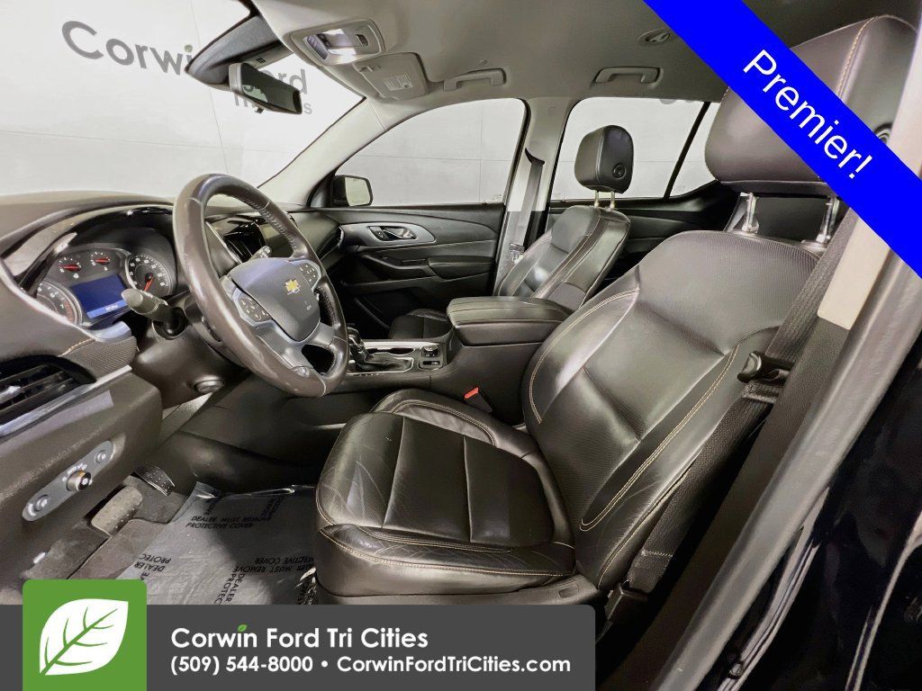 Used 2021 Chevrolet Traverse Premier w/ LPO, Blackout Package AWD/4WD image 27