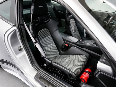 Used 2016 Porsche 911 R RWD image 29
