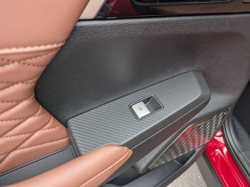 New 2025 Mitsubishi Outlander SEL image 28